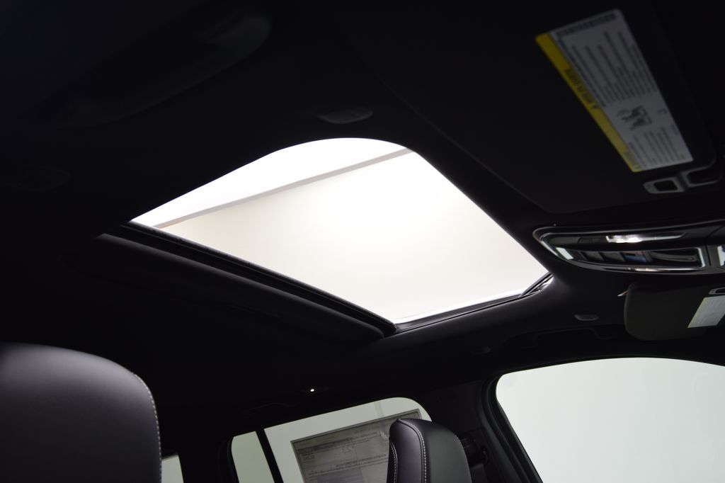 new 2026 Jeep Grand Cherokee car, priced at $40,443