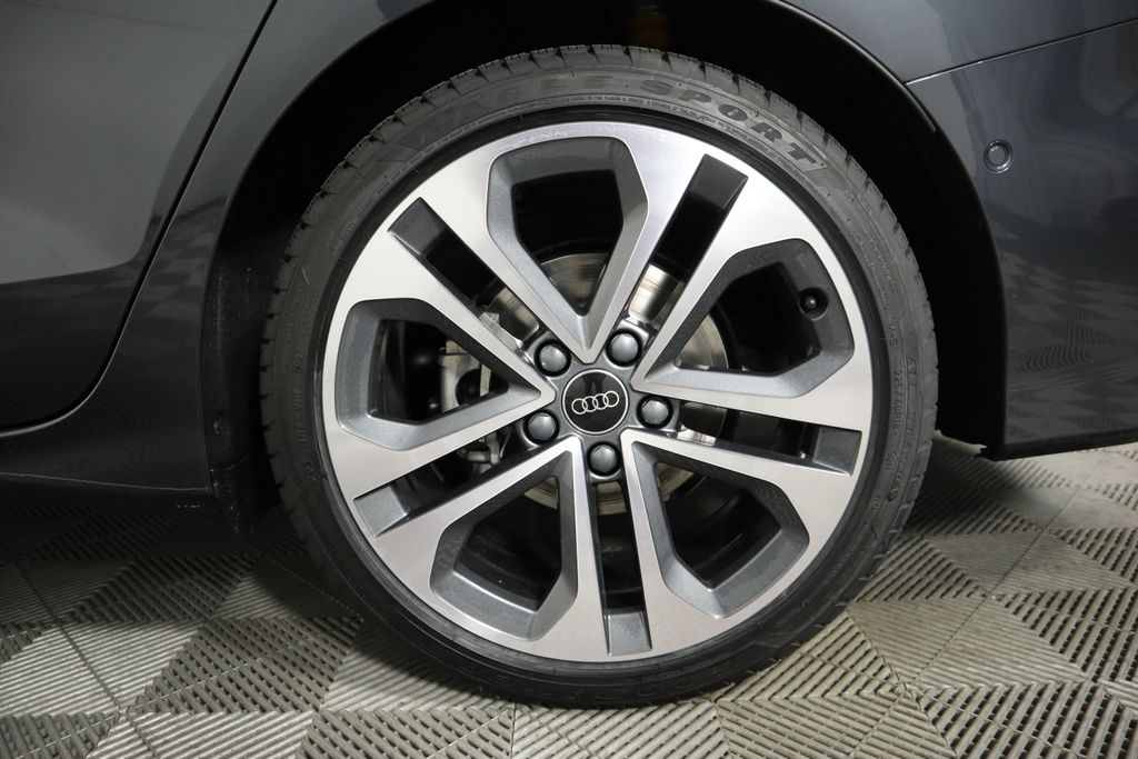 2025 Audi A3  32