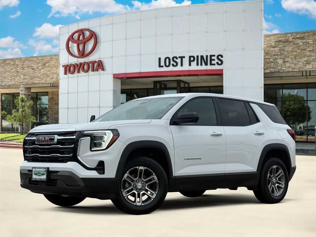 Summit White 2026 GMC Terrain SUV / Crossover Front-Wheel Drive Continuously Variable Transmission