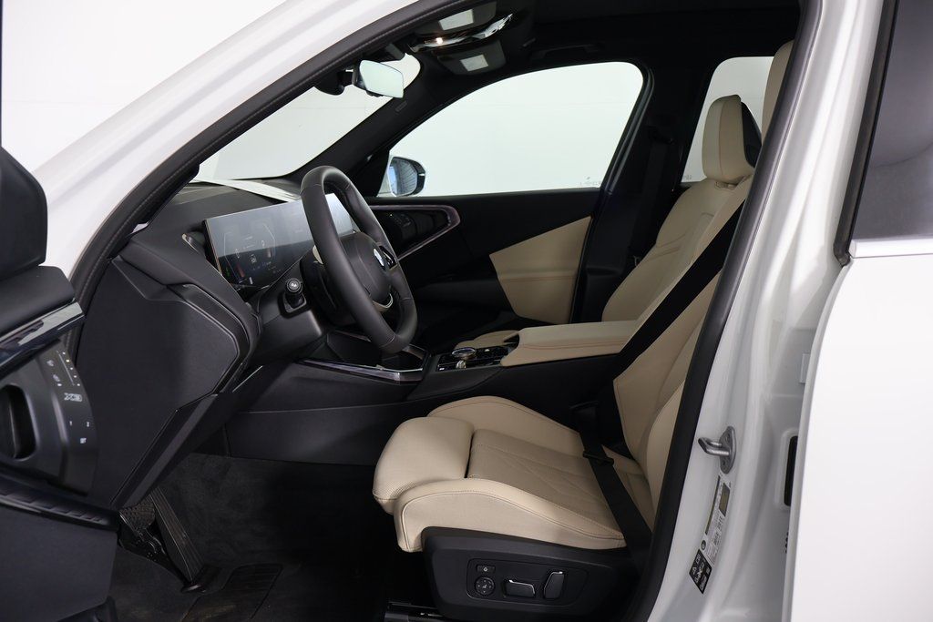 Thumbnail: 2025 BMW X3 - 5