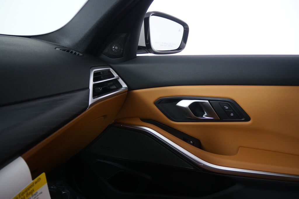 Thumbnail: 2026 BMW 3 Series - 25