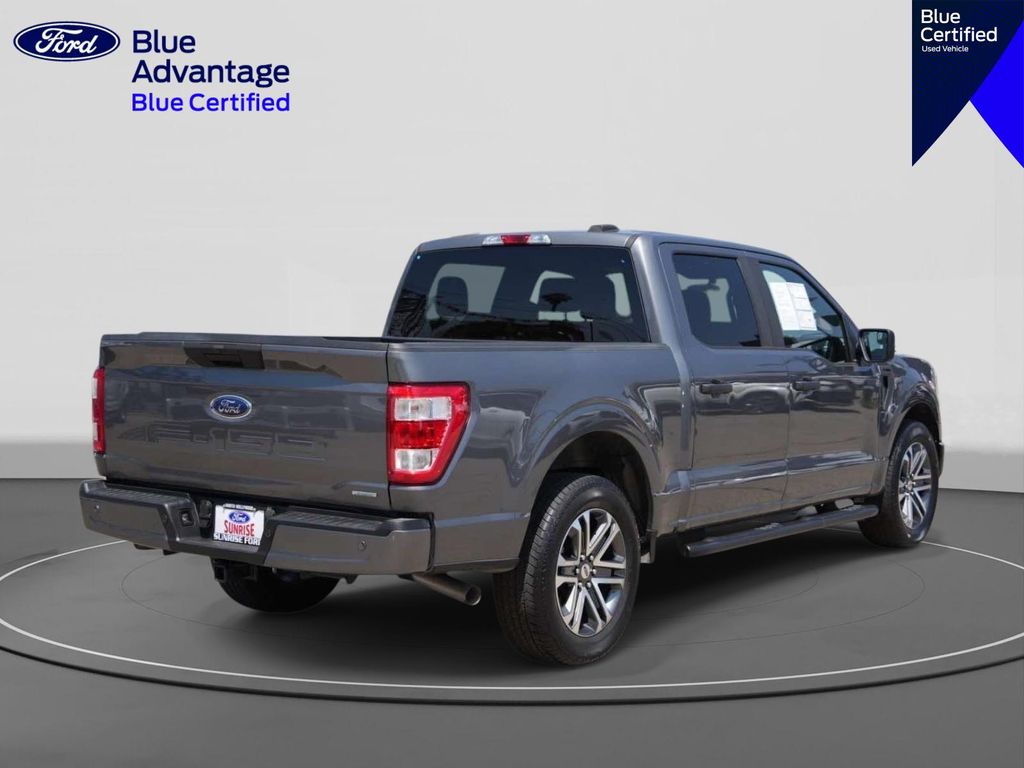 View vehicle photo 5