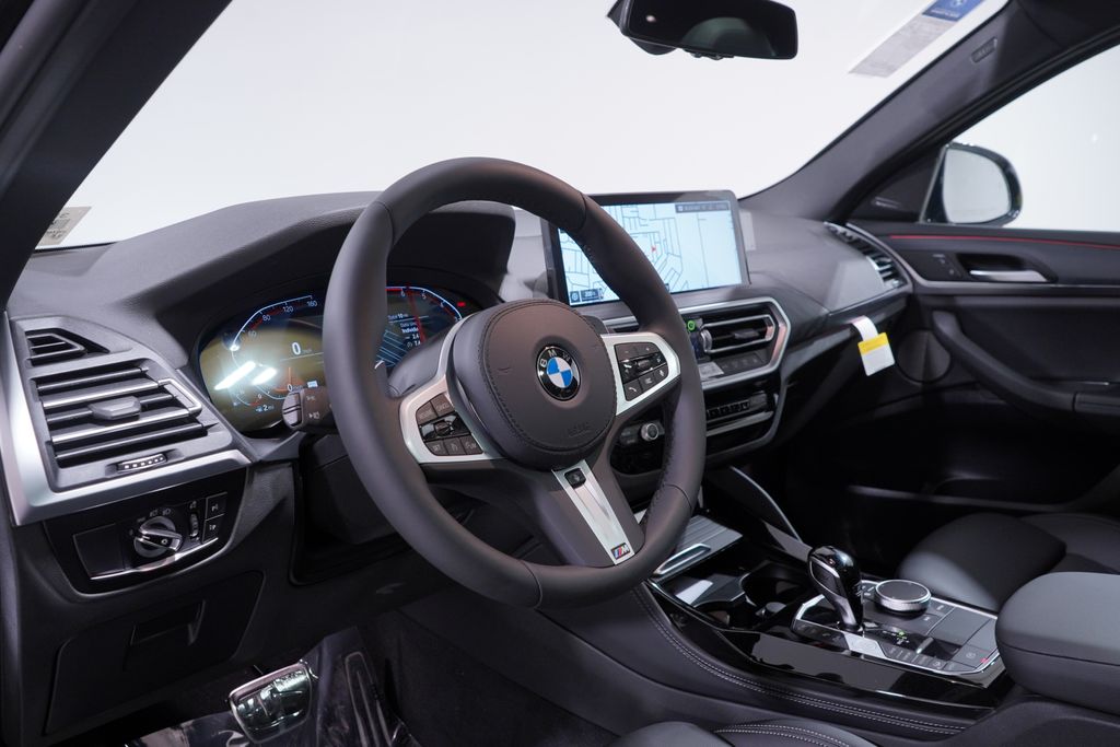 2025 BMW X4 xDrive30i 6