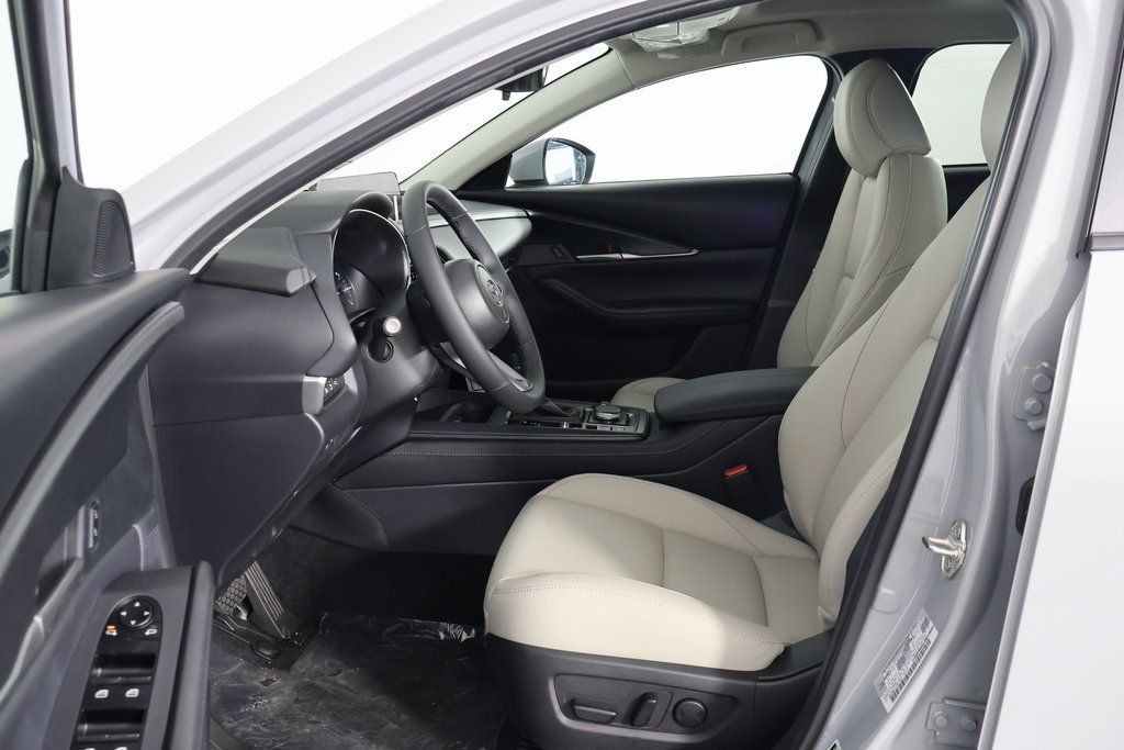 Thumbnail: 2026 Mazda CX-30 - 5