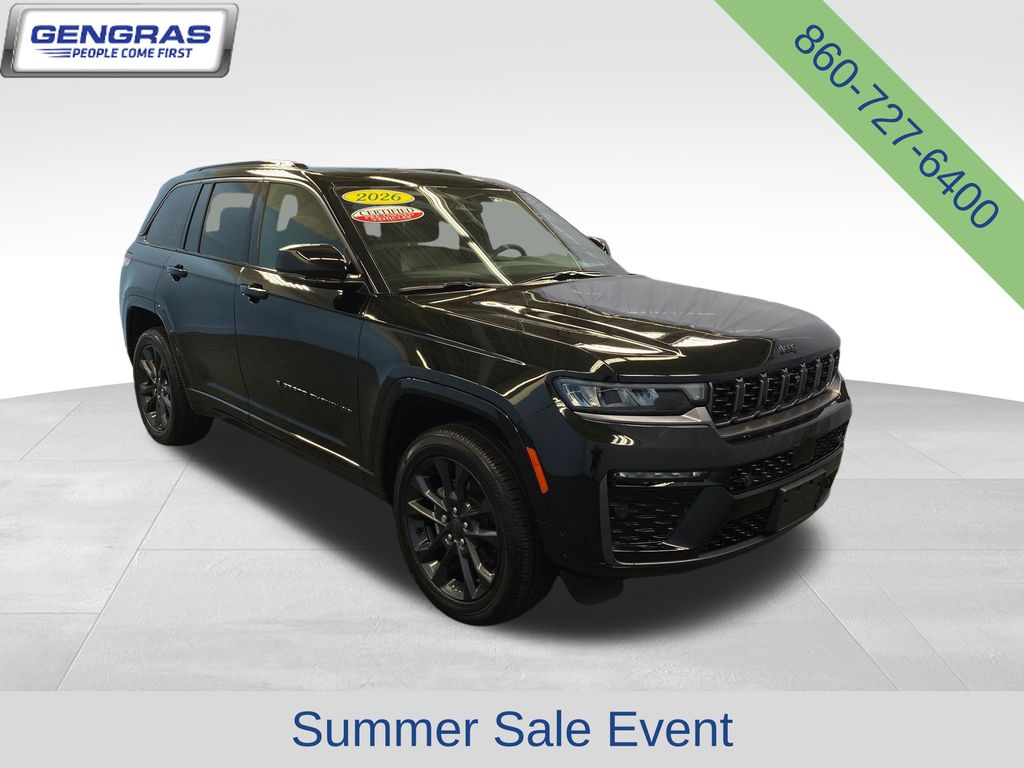 Diamond Black Crystal Pearlcoat 2026 Jeep Grand Cherokee SUV / Crossover Four-Wheel Drive 8-Speed Automatic