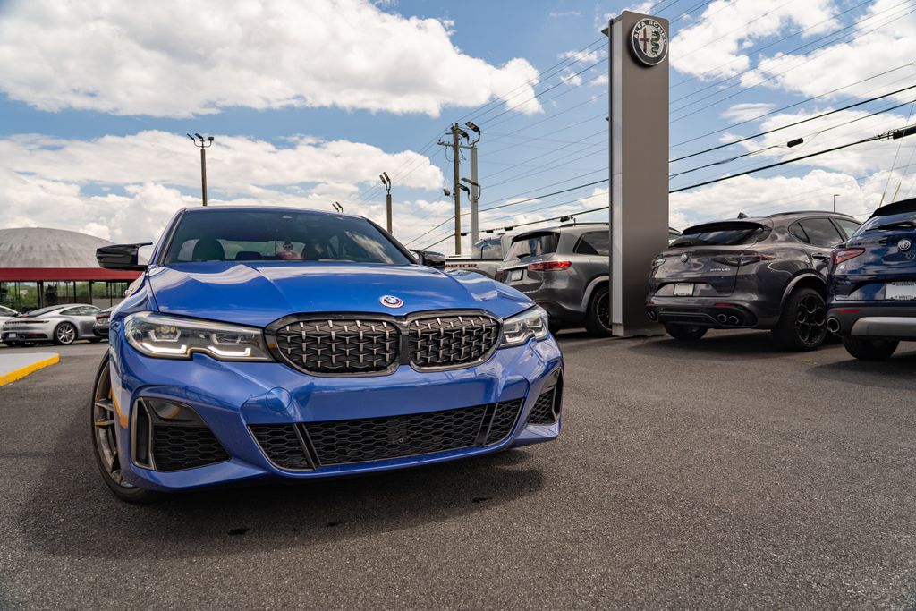 2022 BMW 3-Series M340i photo