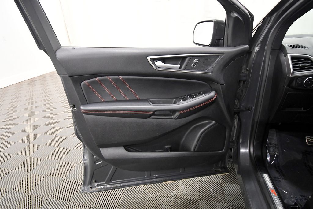 Used 2021 Ford Edge SUV