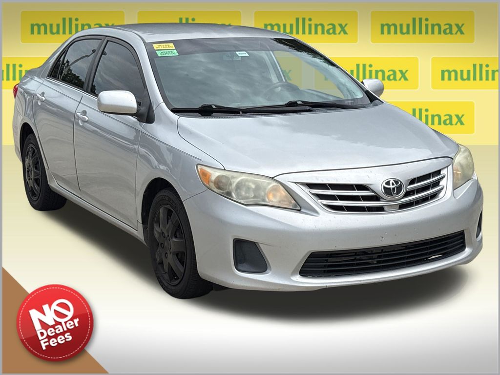 2013 Toyota Corolla LE