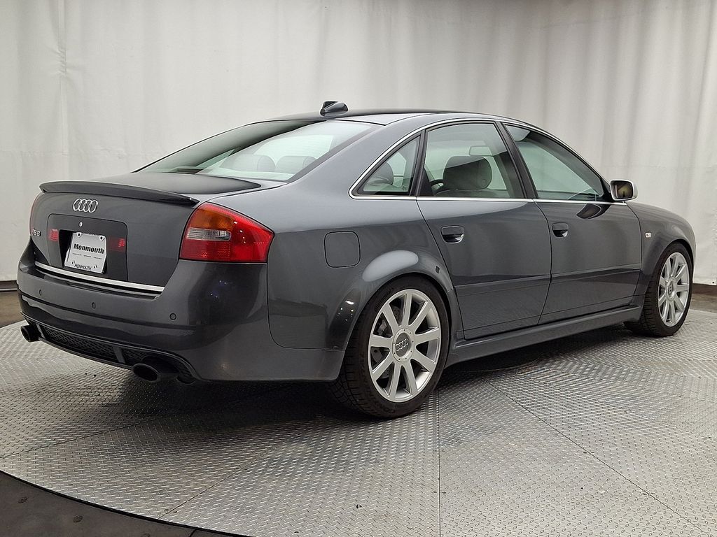 Thumbnail: 2003 Audi RS 6 - 4