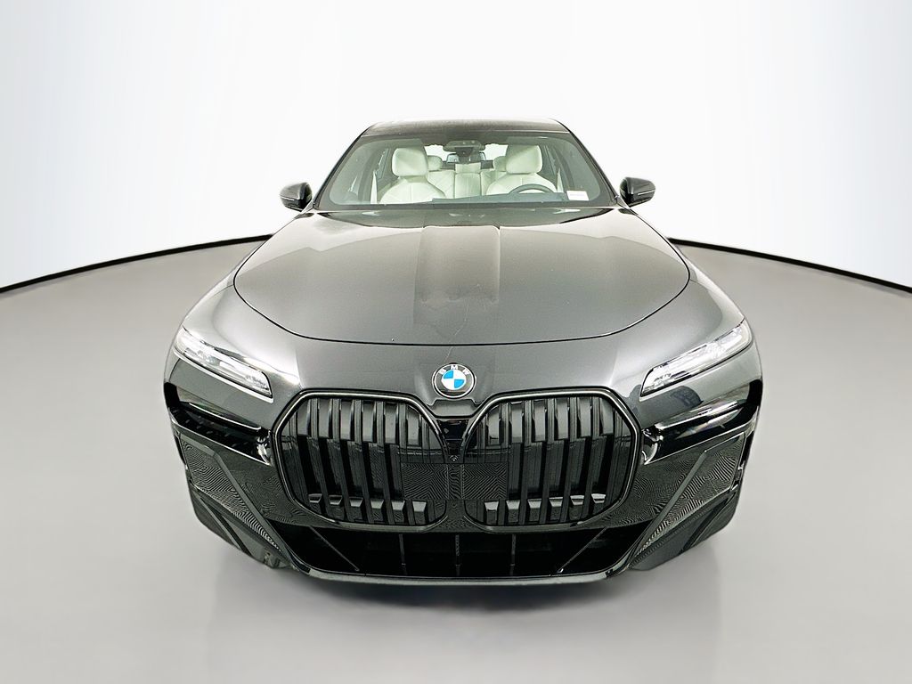 Thumbnail: 2025 BMW 7 Series - 2