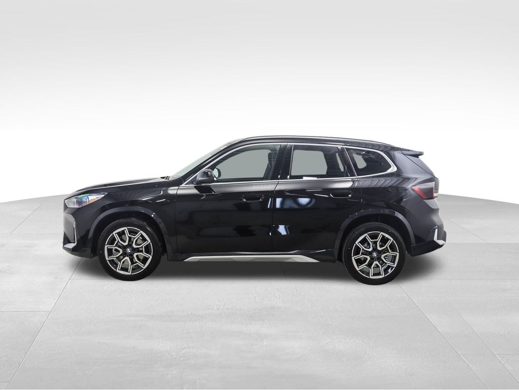 Thumbnail: 2026 BMW X1 - 2