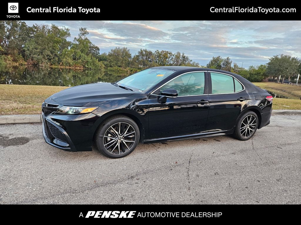 2024 Toyota Camry SE -
                Orlando, FL