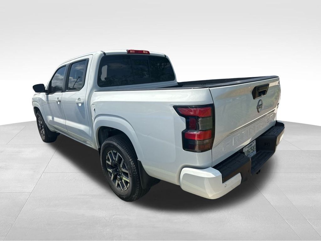 2022 Glacier White Nissan Frontier SV RWD Truck