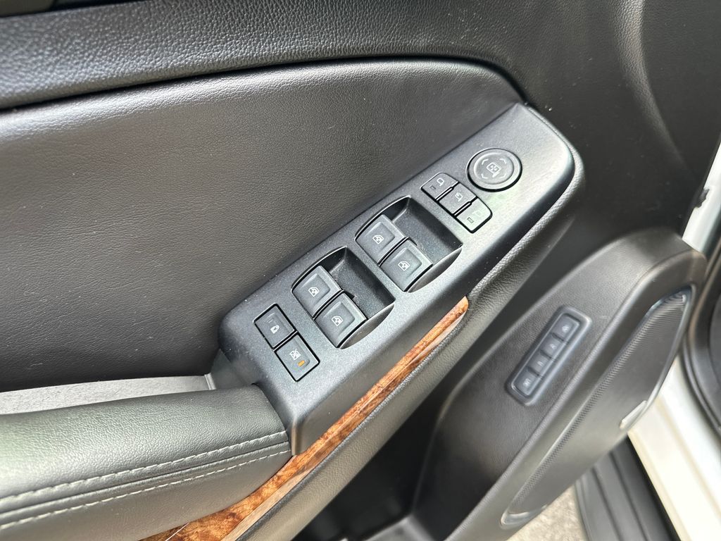 Used Car 2019 Chevrolet Tahoe  Premier For Sale Under $35,000 In Austin, Texas
