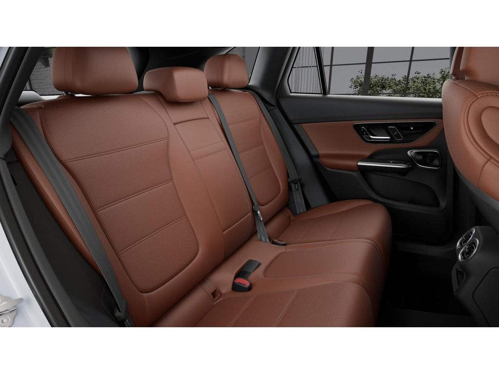 Thumbnail: 2027 Mercedes-Benz GLC - 5