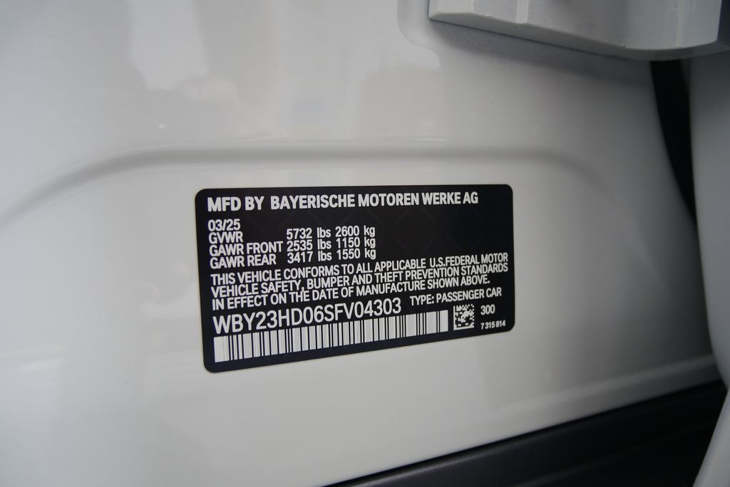 2025 BMW i4 eDrive40 25