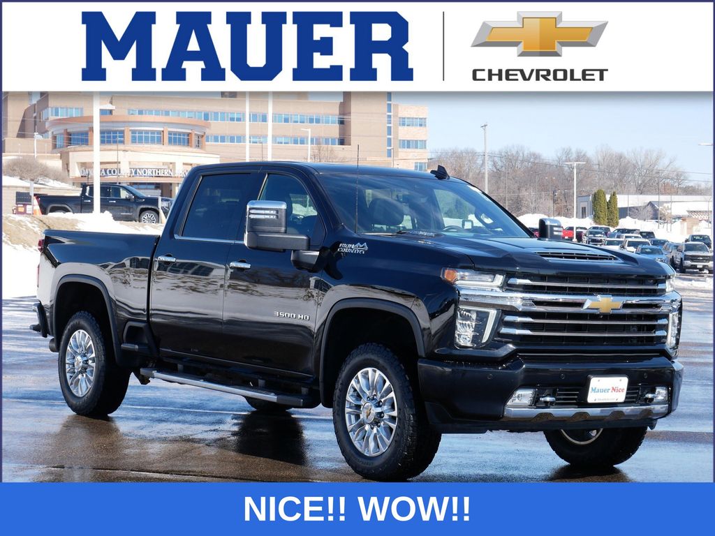 2022 Chevrolet Silverado 3500HD High Country Crew Cab 4WD