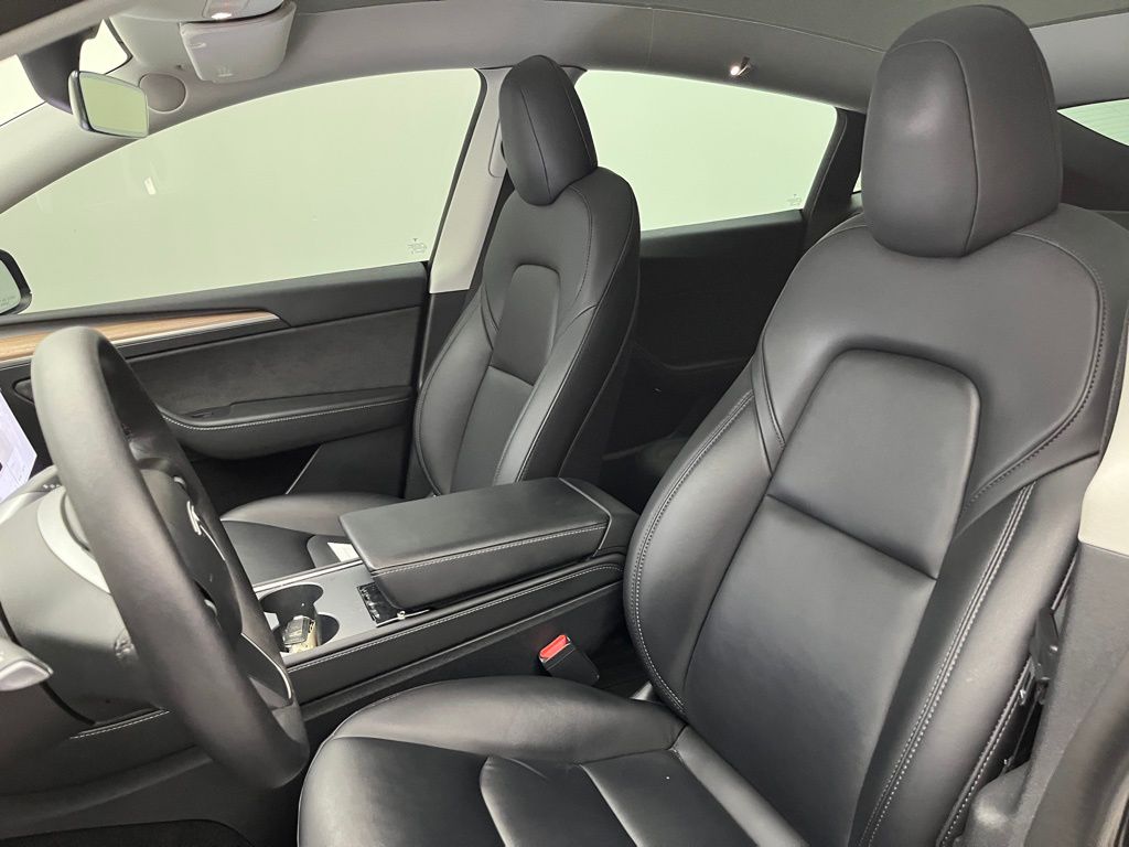 Thumbnail: 2022 Tesla Model Y - 9