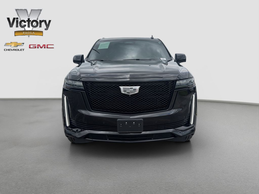 Used 2022 Cadillac Escalade Sport with VIN 1GYS4FKL0NR297906 for sale in Kansas City