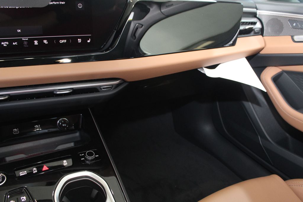 New 2026 White Audi Premium Plus image 9