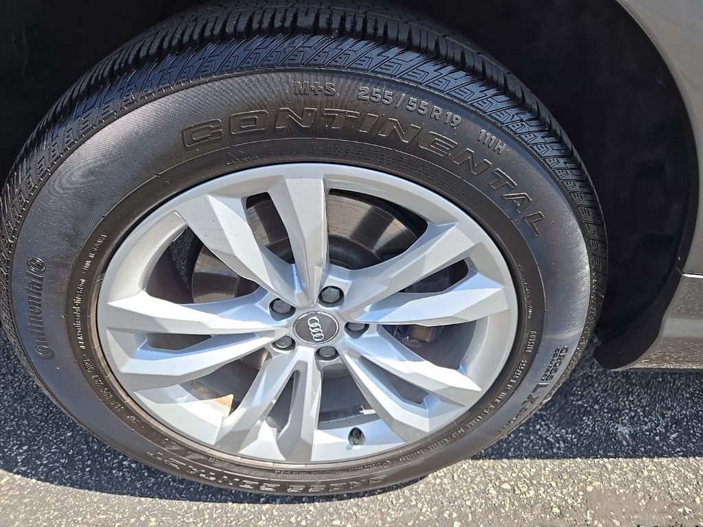2019 Audi Q7 Premium 15