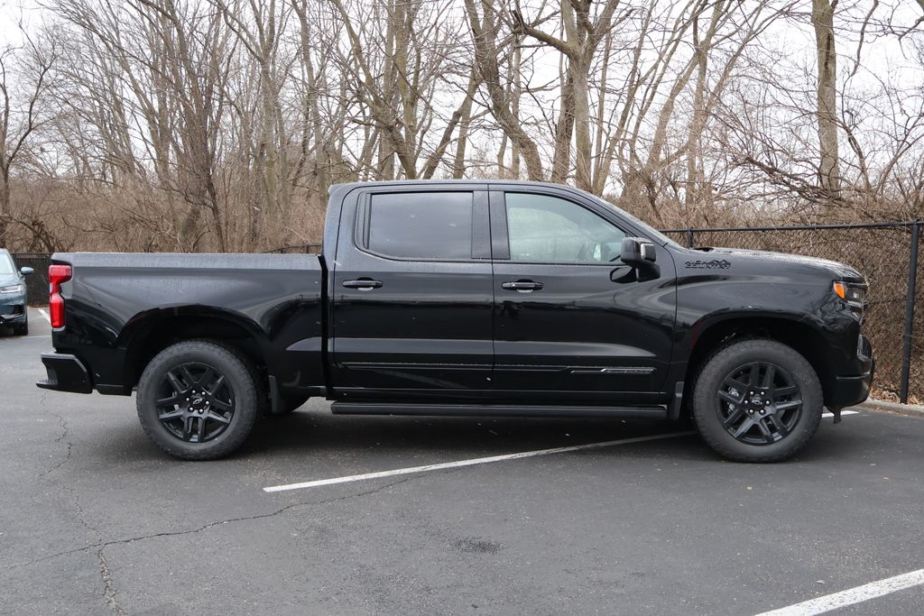 2025 Chevrolet Silverado 1500 High Country 9