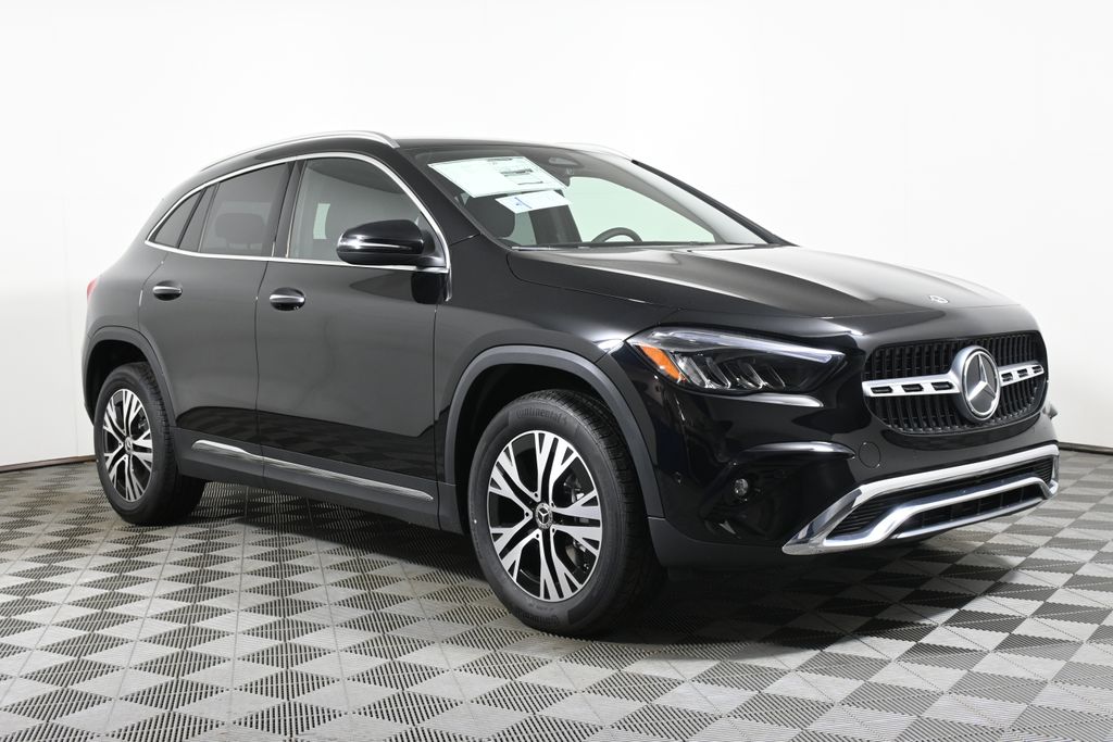2025 Mercedes-Benz GLA 250 4MATIC 8