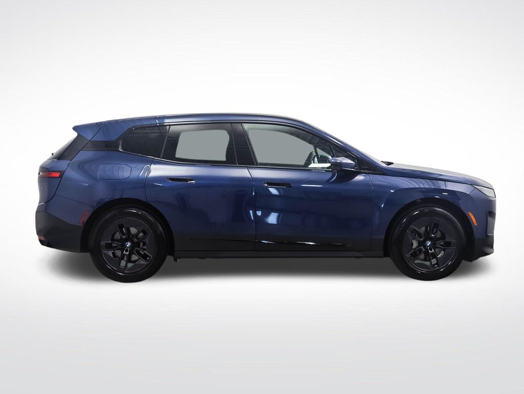 Thumbnail: 2024 BMW iX - 6