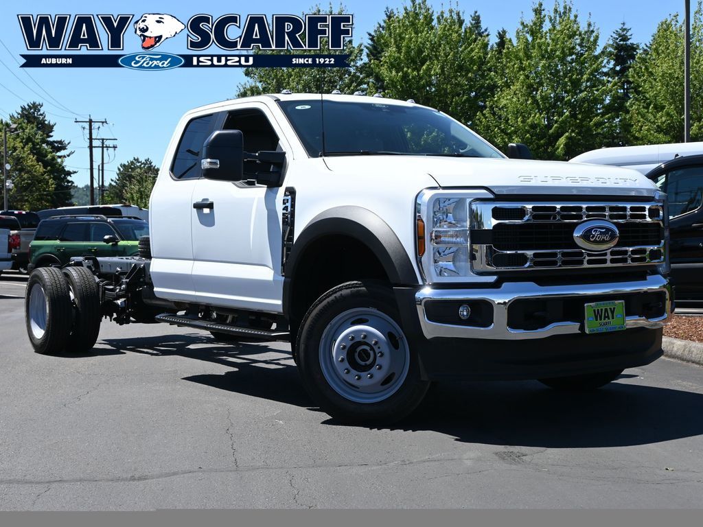 2025 Ford F-450 Chassis XL