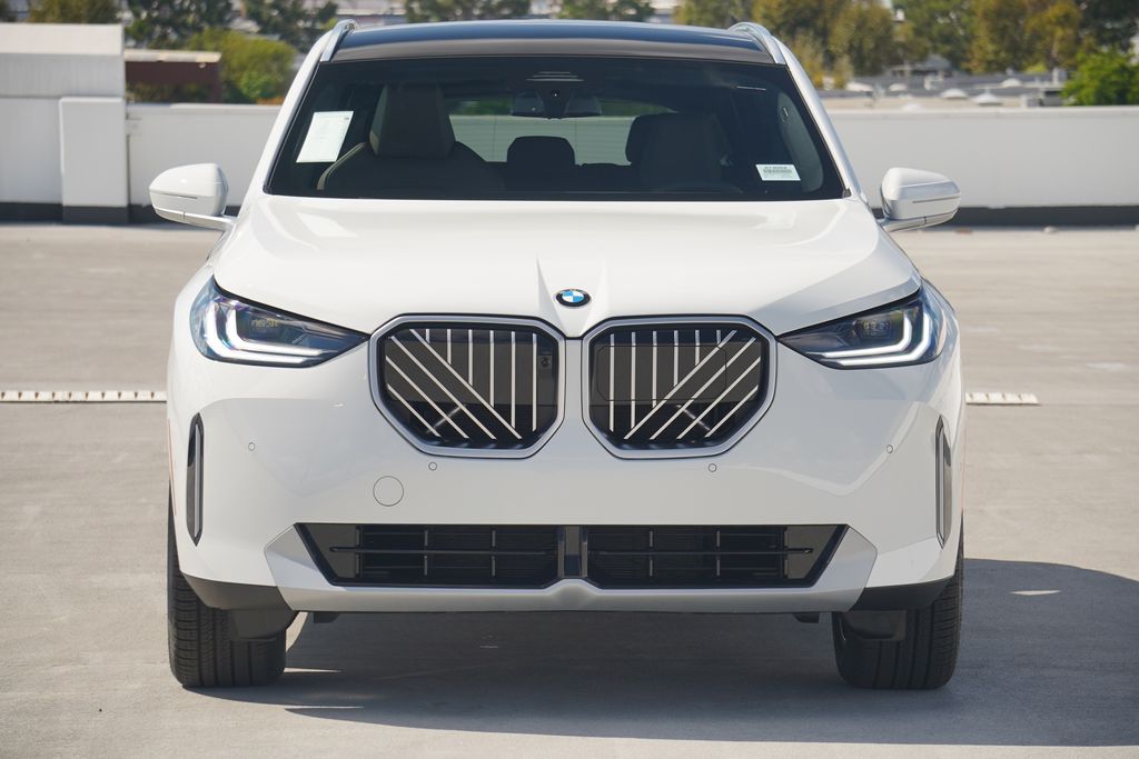 Thumbnail: 2026 BMW X3 - 2