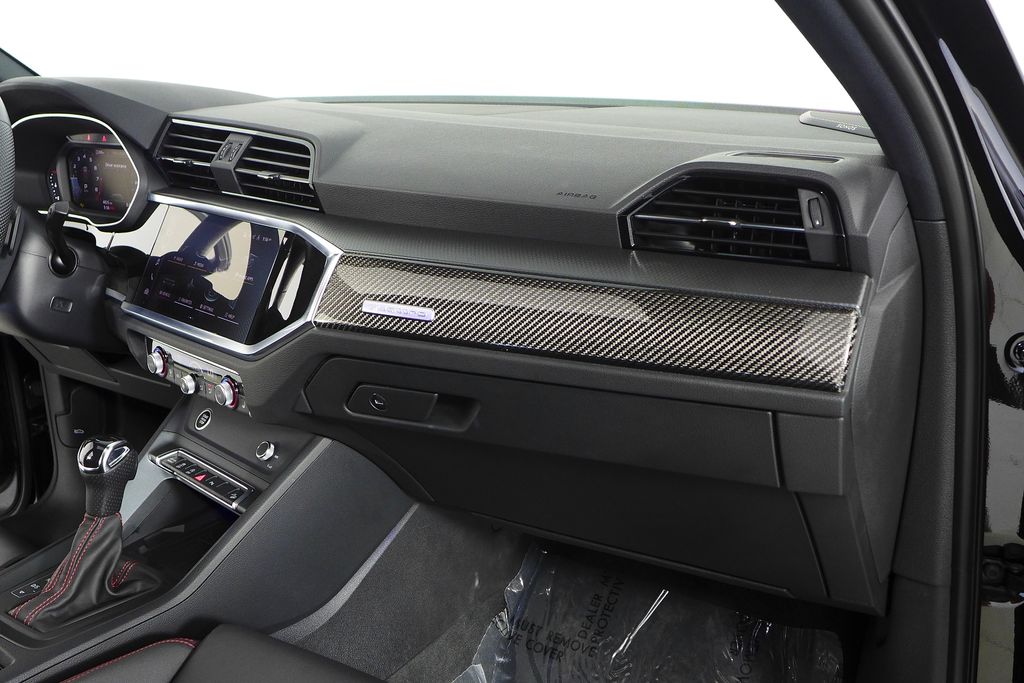 Thumbnail: 2025 Audi Q3 - 14