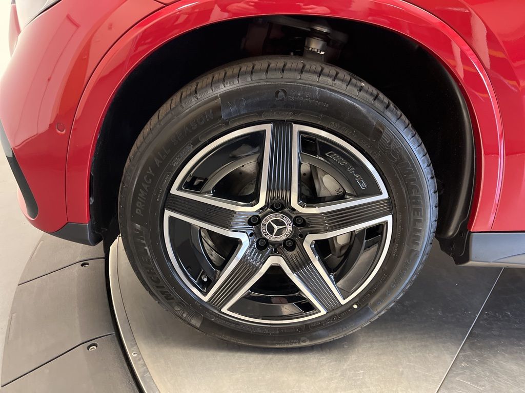 Thumbnail: 2026 Mercedes-Benz GLC - 10