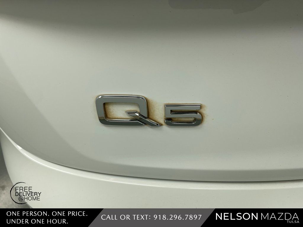 Used 2020 White Audi 45 Premium Plus image 16