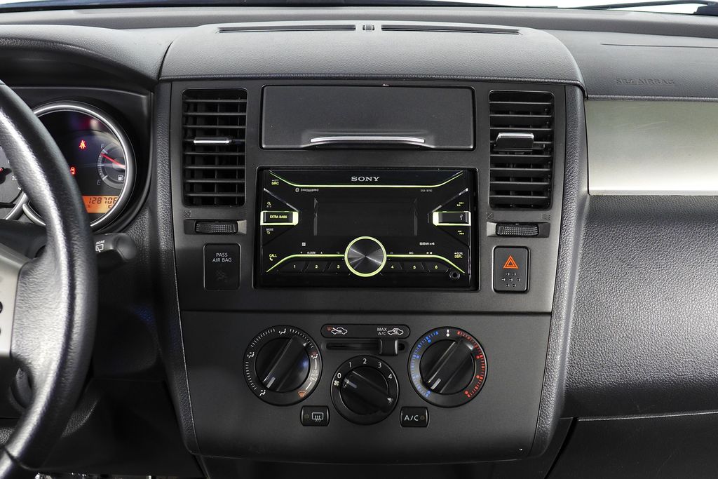 Thumbnail: 2012 Nissan Versa - 24
