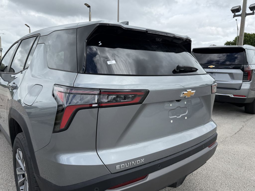 new 2026 Chevrolet Equinox car, priced at $25,295