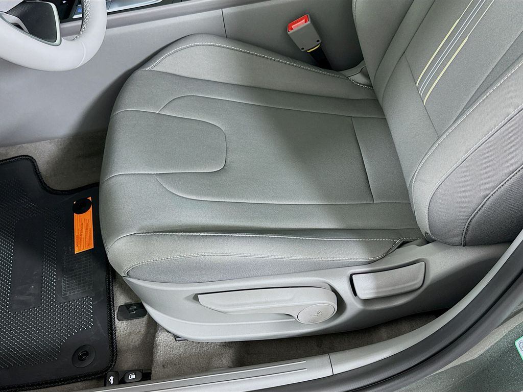 Thumbnail: 2026 Hyundai Elantra - 19