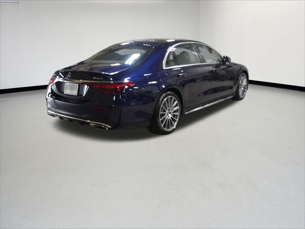 Thumbnail: 2026 Mercedes-Benz S-Class - 5
