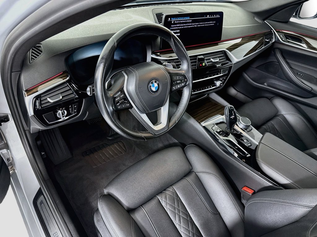 Thumbnail: 2021 BMW 5 Series - 9