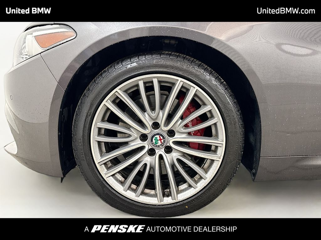 Thumbnail: 2019 Alfa Romeo Giulia - 2