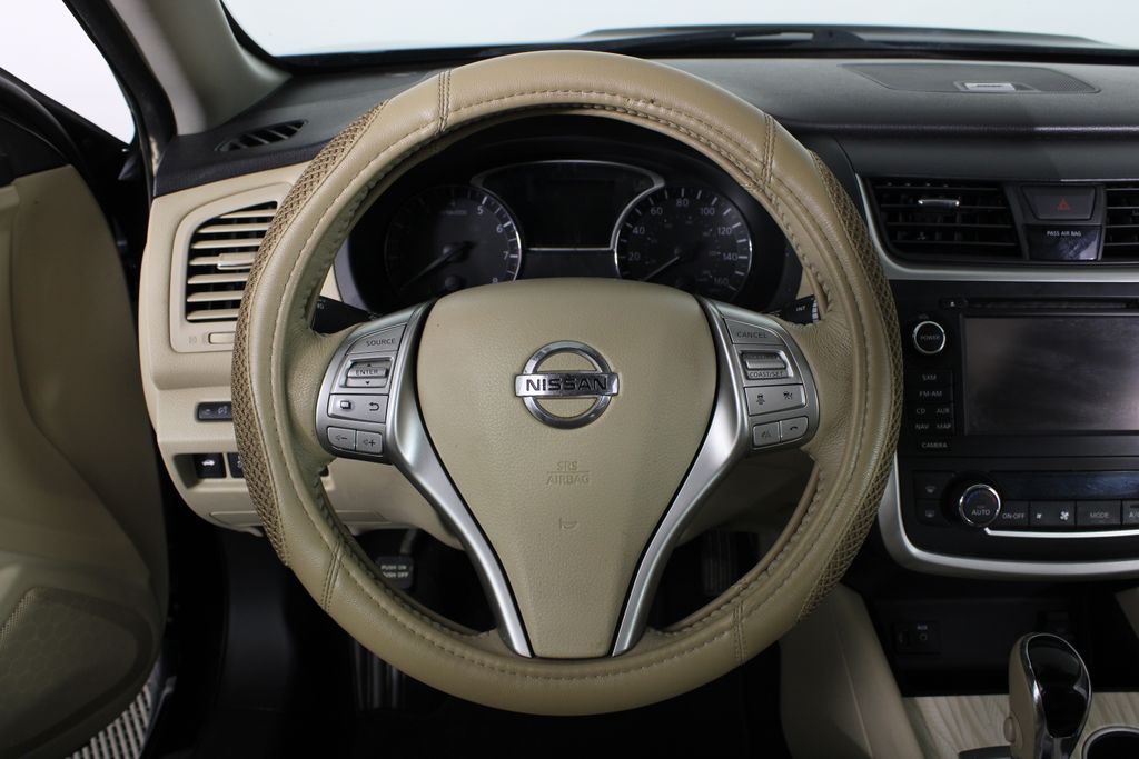 Used 2016 Nissan Altima for sale in 