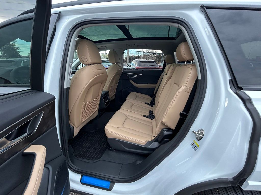 New 2026 White/off-white Audi 55 Premium Plus image 79