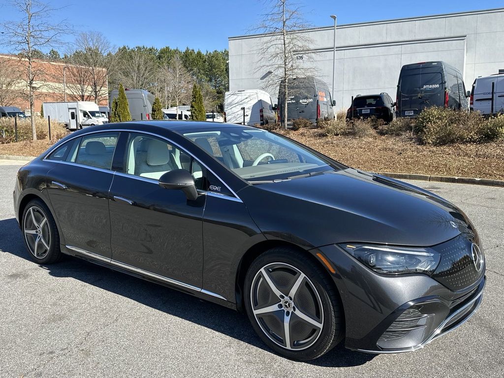 2023 Mercedes-Benz EQE 500 Sedan 2