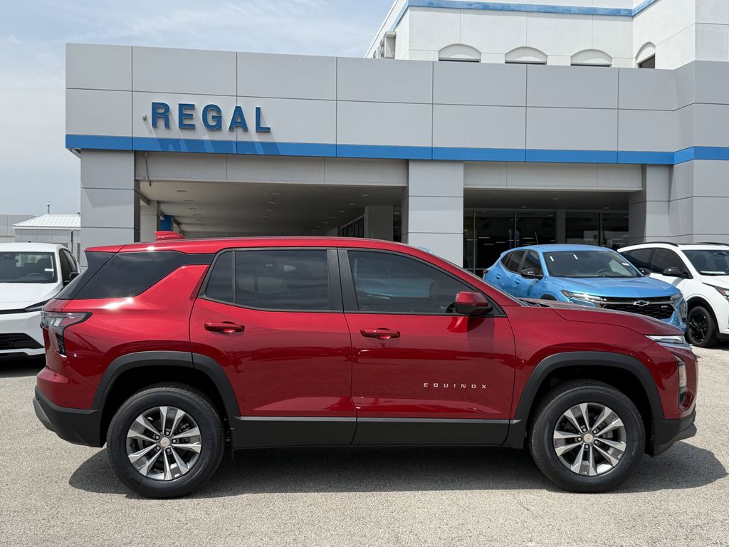 new 2026 Chevrolet Equinox car, priced at $28,495