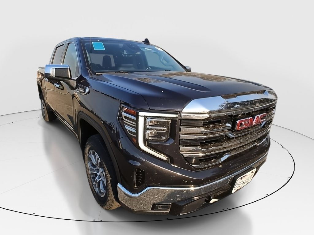 2023 GMC Sierra 1500 SLT Crew Cab 4WD