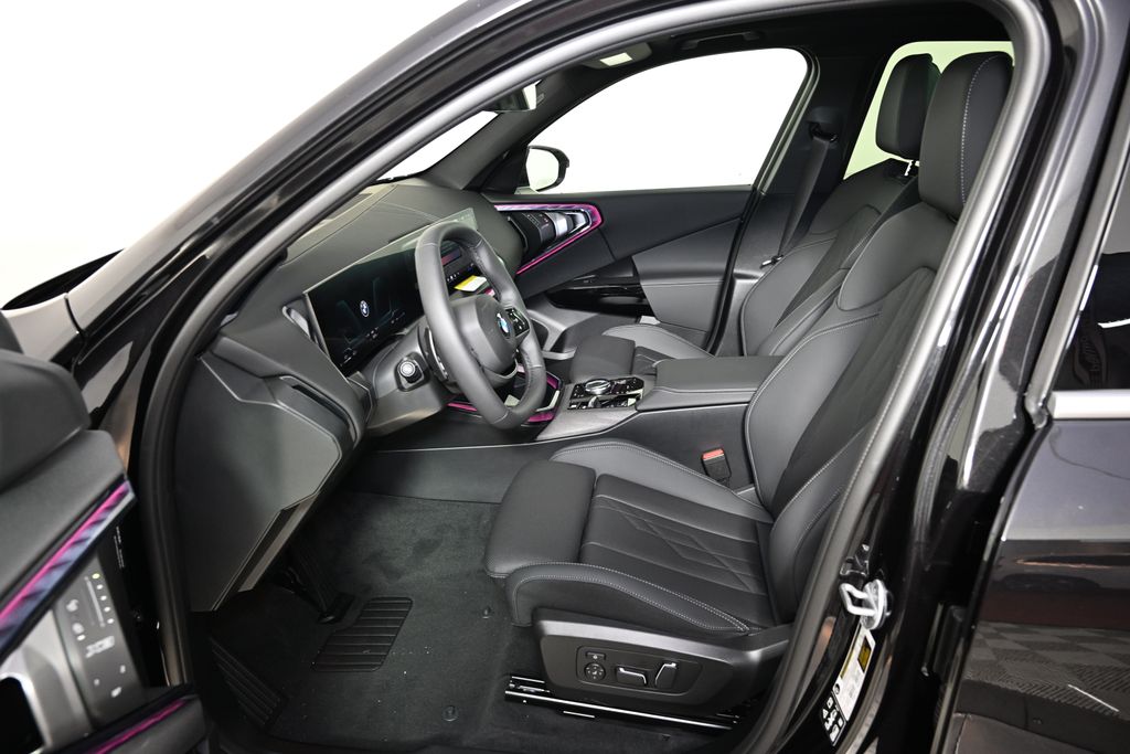 Thumbnail: 2026 BMW X3 - 14