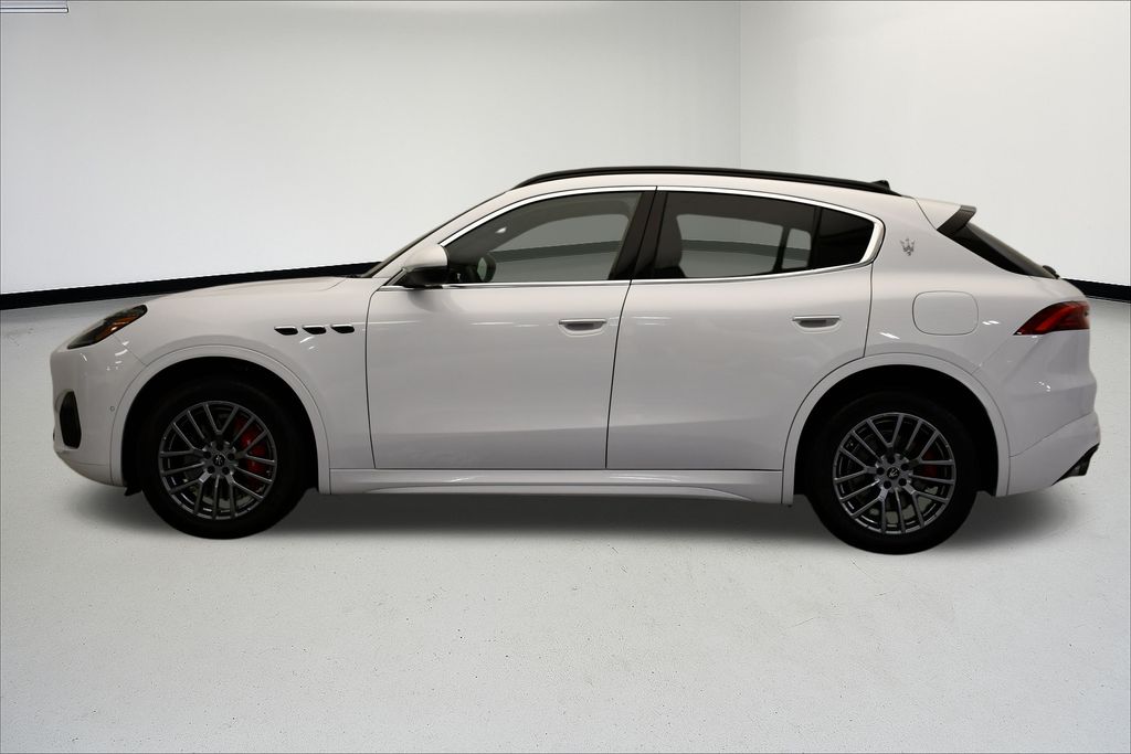 Thumbnail: 2024 Maserati Grecale - 2