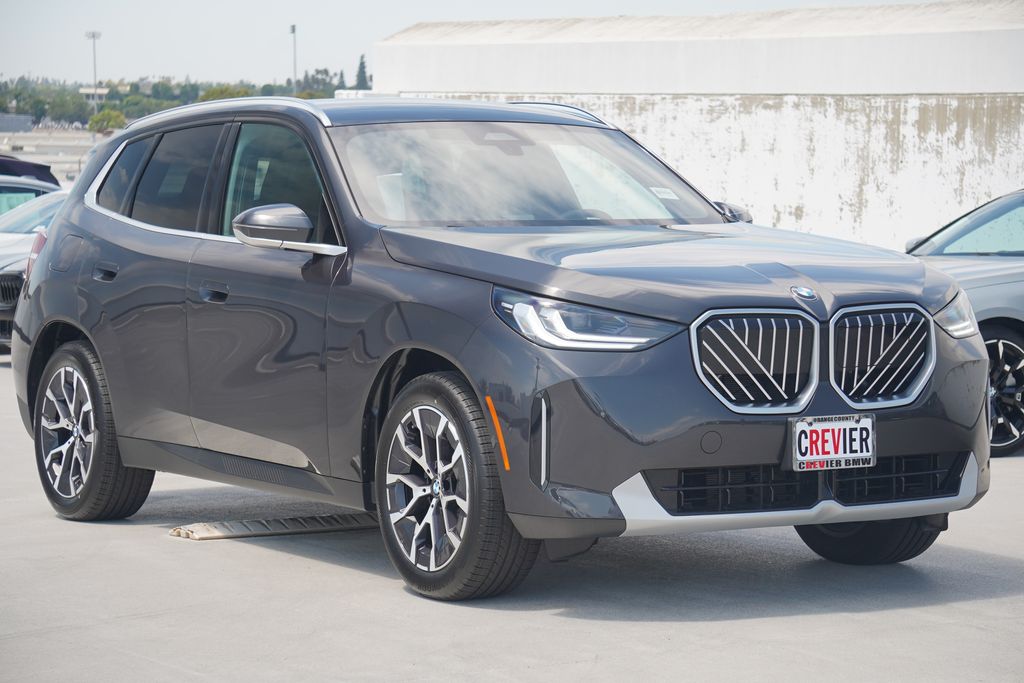 Thumbnail: 2026 BMW X3 - 3