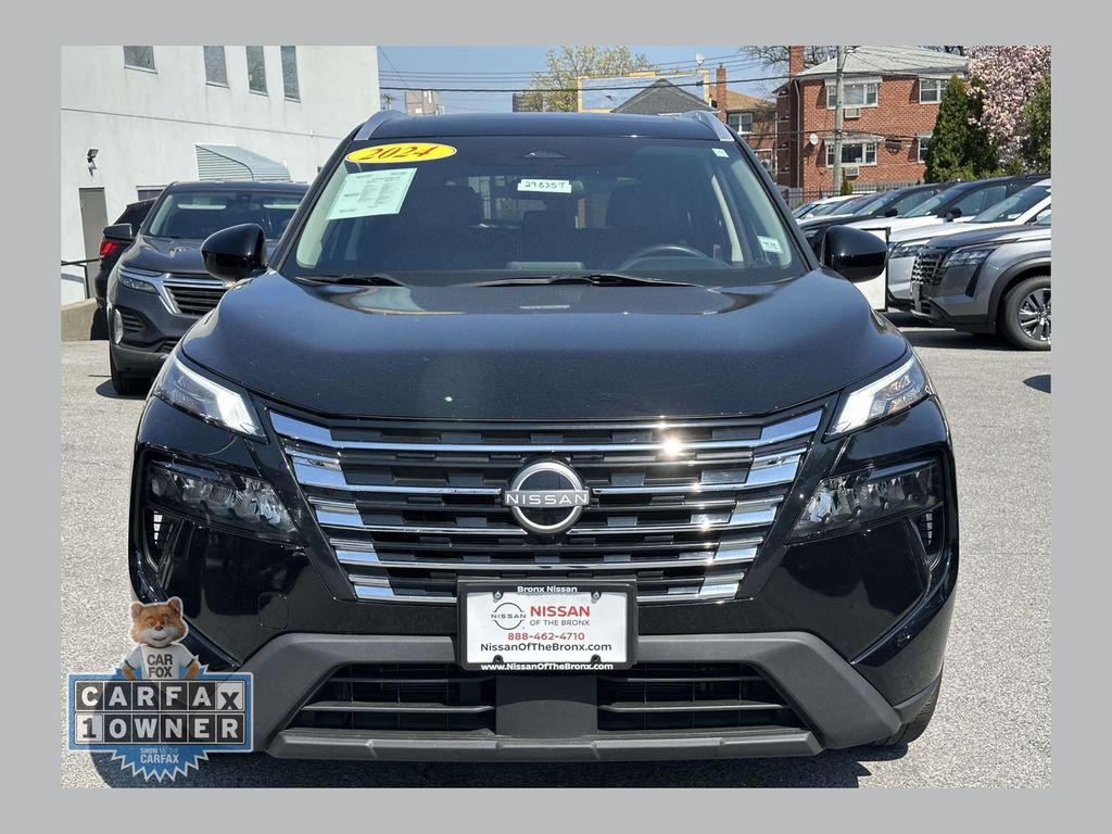 Super Black 2024 Nissan Rogue SV AWD SUV / Crossover All-Wheel Drive Continuously Variable Transmission