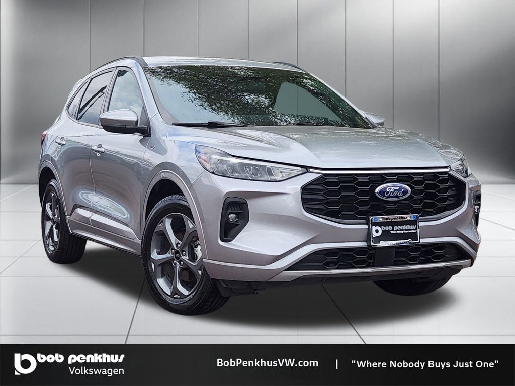 2024 Ford Escape Hybrid ST-Line Select
