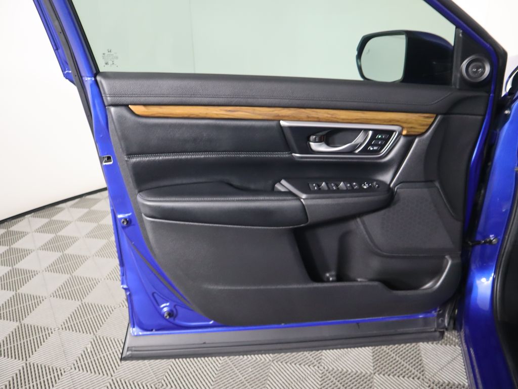 2022 Honda CR-V Touring 24